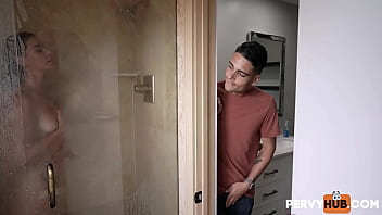 Stepmom Venus Sucks Ethan&rsquo;s Fat Cock and Swallows His Load!