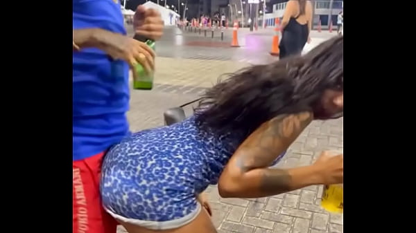 A review of street sex ends in a fuck in