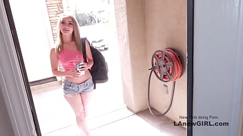 Hot Teen Loves to Please a Big Throbbing Rod with