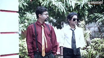 Sexy House Dealer Sudipa tries to impress her property buyer