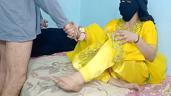 Yellow Dressed Desi Bhabhi amazing Pussy Fucking in Cowgirl and