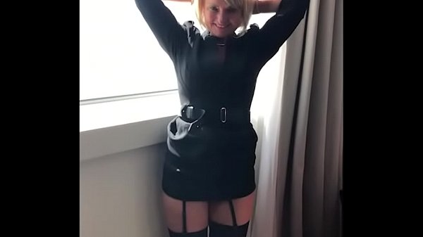 Old MILF secretary gets fucked at lunch break in hotel