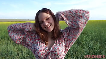 First date took a girl to a field to fuck