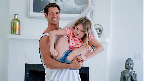 Gaming Session with My Tiny Stepsis that Includes Eating Ass,