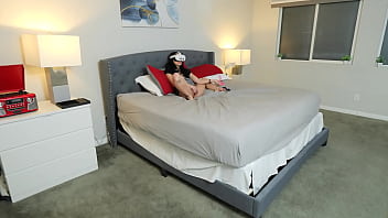 Step Bro Joins Step Sis Playing In VR - Delilah