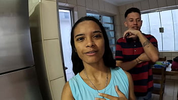 Jasmine Santanna took fan for a shower