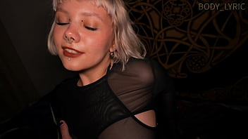 I'm too horny! Fuck me, please! ?