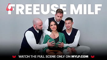 Big Tits Blonde MILF Stepmom Sarah Vandella StepFamily Threesome With