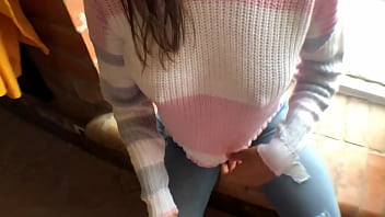 Hot girl really knows how to blowjob a dick until