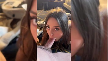 At my arrival, I get fucked in my hotel room-