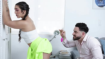 April Fool&rsquo;s Day Fucking with My Stepsis - Famslut