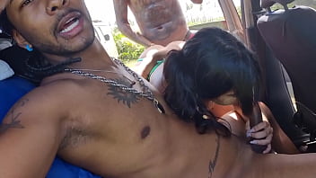 Leaked on the internet! See what this group of friends