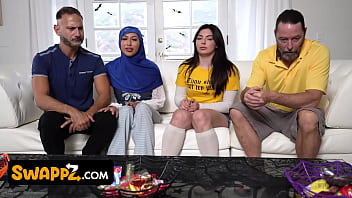 Dirty Princess: White and Muslim Best Friends Cosplay on Halloween