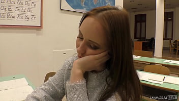 Coed O&rsquo; Connor&rsquo;s SQUIRTING Fantasy with Santa Claus Cums True