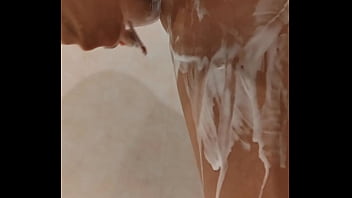 Seductive Wife’s Close Shave Tease & Pussy Reveal