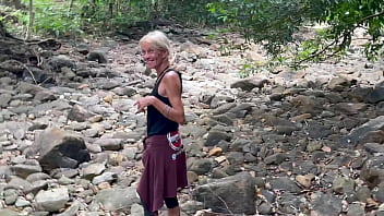 SHE LOST IN THE FOREST - IF YOU HELP ME,