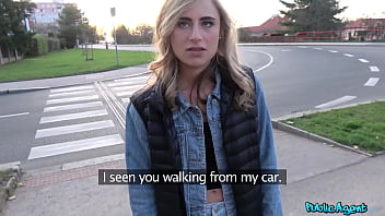 Public Agent - I make this Hot American Tourist SQUIRT