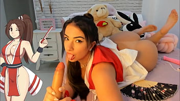 Mai Shiranui cosplay wheel of sex game playing with her