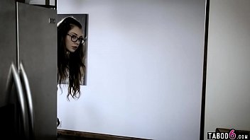 Naive virgin teen fucked by a doctor who told her