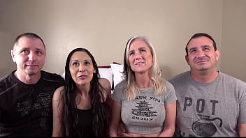 Desperate Amateurs hot big tit milfs and college age babes