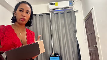 Busty Step Mom Leyne Rodriguez Stuck and Gets Fucked By