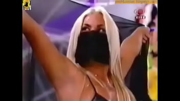 The sorceress in the band