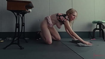 Rebel Rhyder gets a rough psycho-anal-ysis session with rough gagging,