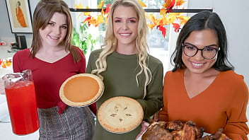 Blonde Teen and Her Friends Go After BBC at Thanksgiving