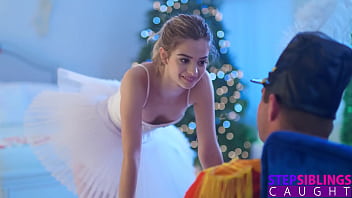 Flexible Ballerina Molly Little Gets Fucked In Splits By Nathan