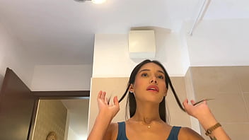 Can she be the most beautiful girl, ever? Just look