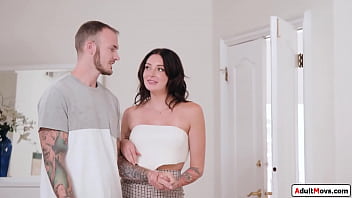 - Busty babe lets gf watch her get licked