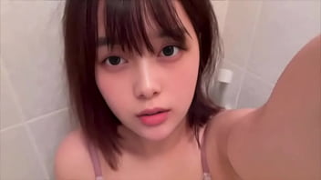 [Selfie masturbation] It's not just men who get horny during