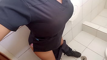 LATINA NURSE STEPMOTH MAKES PORN IN THE OFFICE BATHROOM, THEN