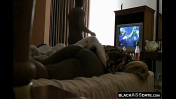 Chubby amateur black couple home in bed