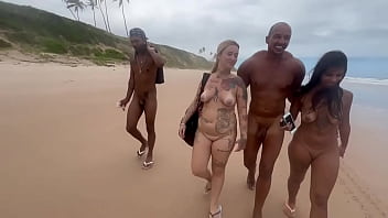 I went to the nude beach in Bahia to give