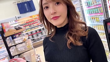 A bewitching beautiful married woman with a feminine scent [Two