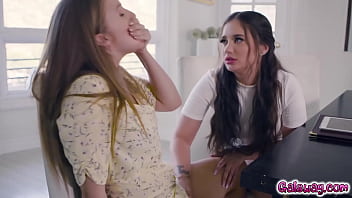 OMFG!!!!! This lesbian story is a true masterpiece! Lena Paul