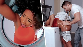 Touching my Girlfriend's Black sMom Stuck in the Washing Machine