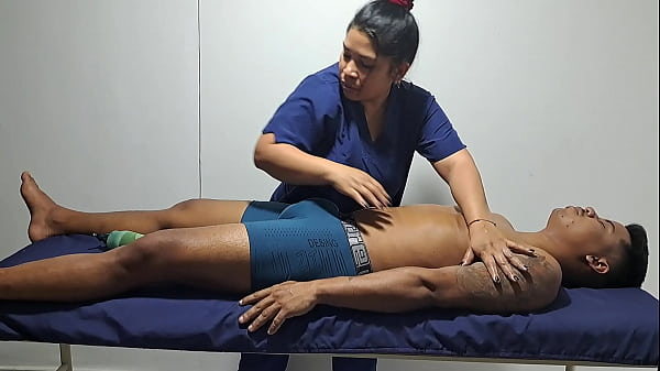 A relaxing massage for this sexy guy, it makes me