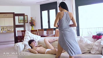 .XXX Mature Big ass Colombian Canela Skin eating hairy pussy