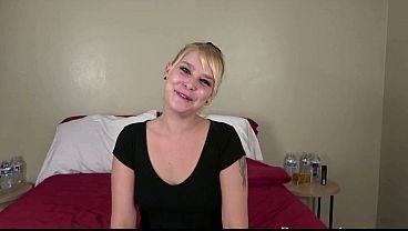 Desperate Amateurs het sexy big tit moms getting their tight