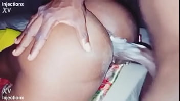 Having a nice fuck with the petite lady