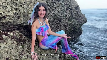 I met a beautiful mermaid on an island and gave