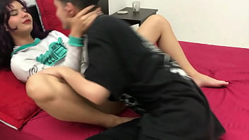 Beautiful Colombian riding a good cock in the hotel room