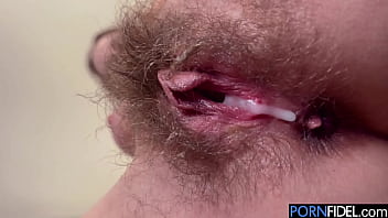 Hot hairy home fuck with warm thick creampie in pussy