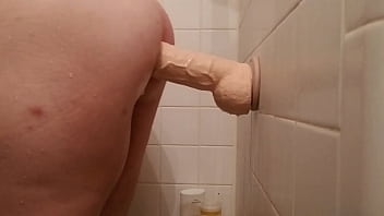 Huge dildo anal