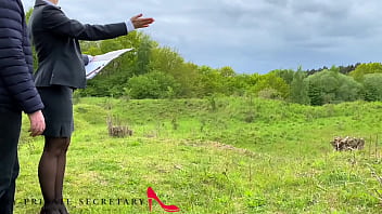 My private secretary roughly used outdoors and destroying her business