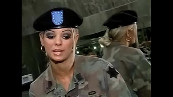 Carmen Luvana - Stripping