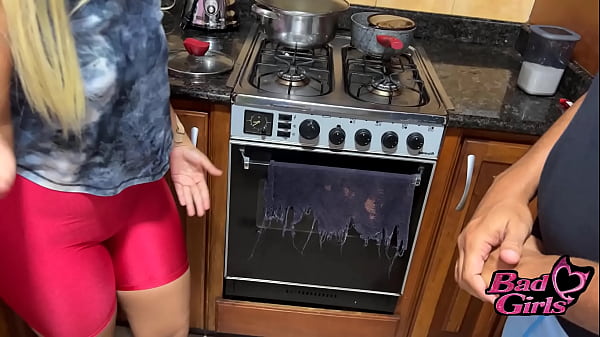 Stepson discovers that his stepmother is a whore and convinces