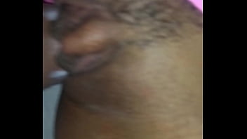 Husband couple thug sucks 21-year-old wife's pussy